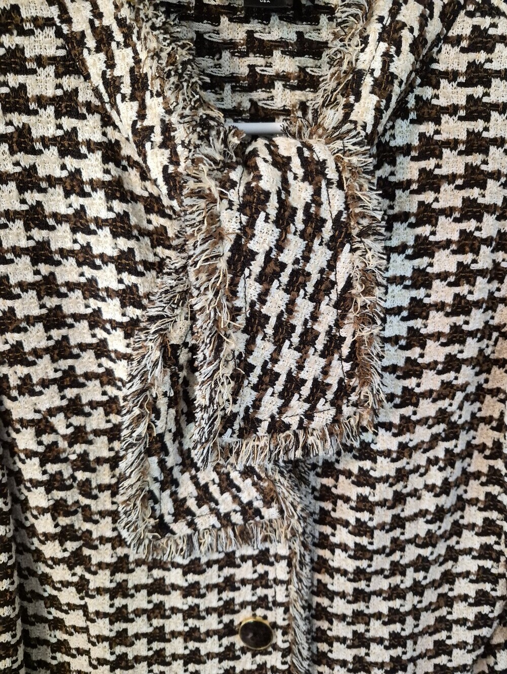 St. John Houndstooth Blazer with atteched Scarf- 10. S39 - Picture 5 of 12